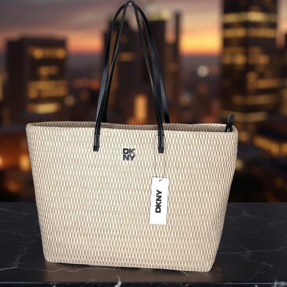 DKNY PENNY NWT,sleek,modern,classic,cool tone wheat color,black logo & handles😎 - Picture 1 of 5